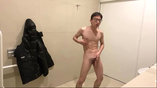 顔出し　男子高校生　ストリップダンス　全裸ポッピン　フリーで踊ってみた Lamb gaysex amateur video